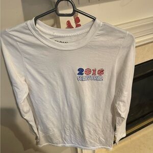 Seaworld long sleeve adult tshirt, white, small